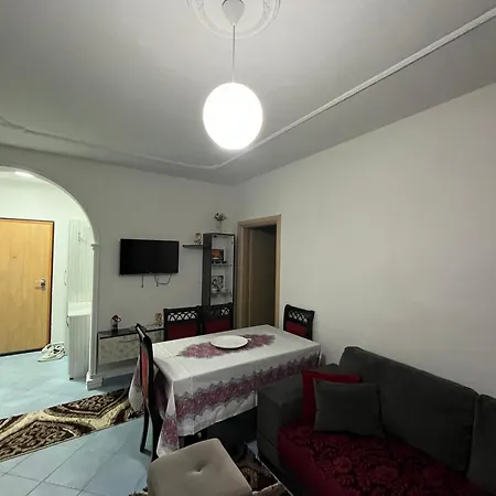 2 Bedroom Flat Appartamento Durrës