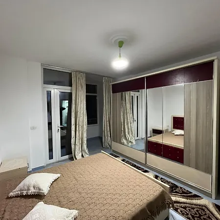 2 Bedroom Flat Appartamento Durrës
