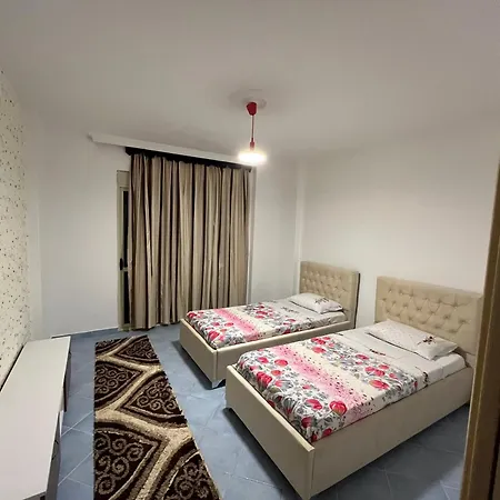 Appartamento 2 Bedroom Flat *